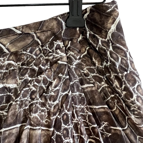 Riani silk reptile print a-line skirt gathered at hip Sz 10 excellent condition - Picture 3 of 10